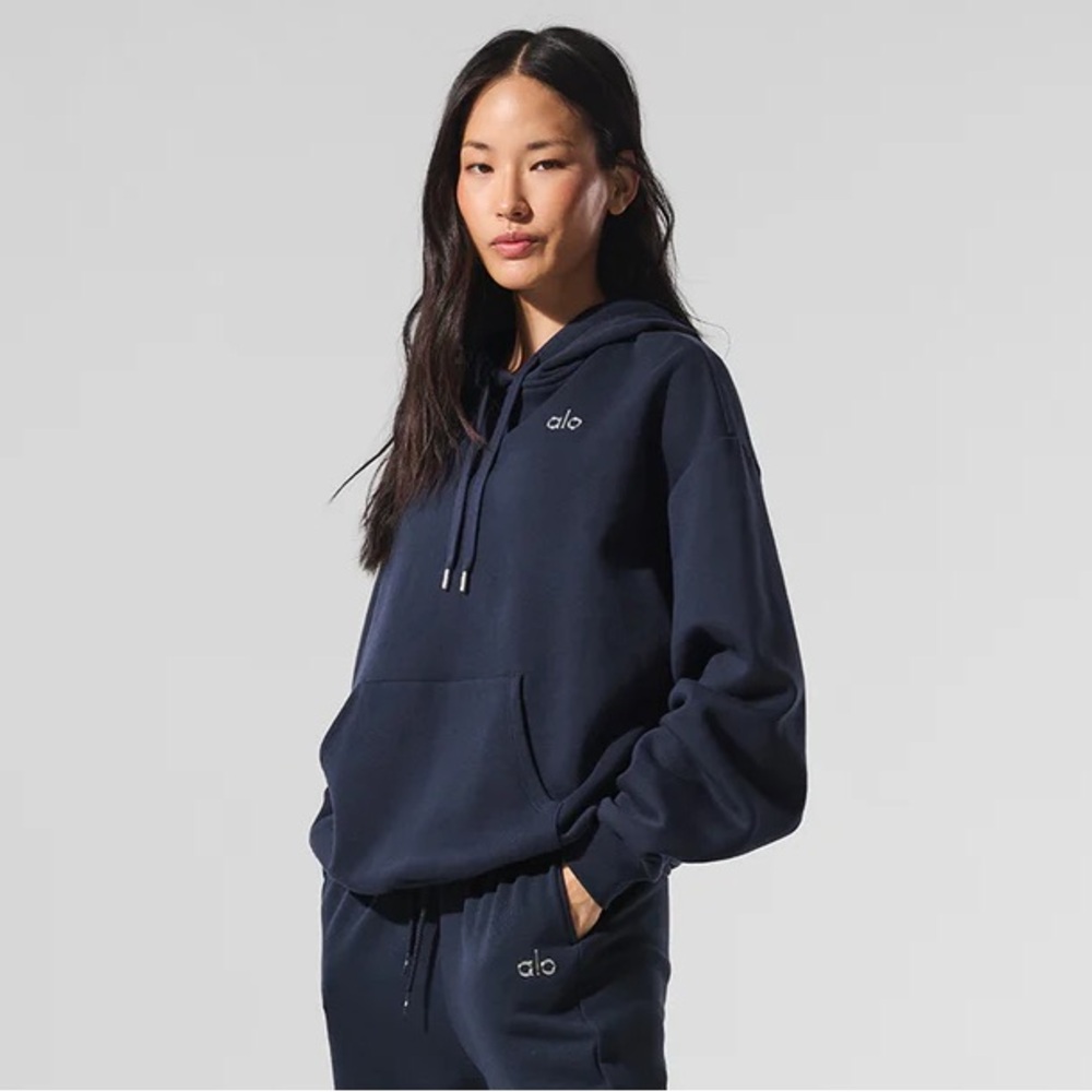 ALO Yoga Navy Accolade Hoodie
